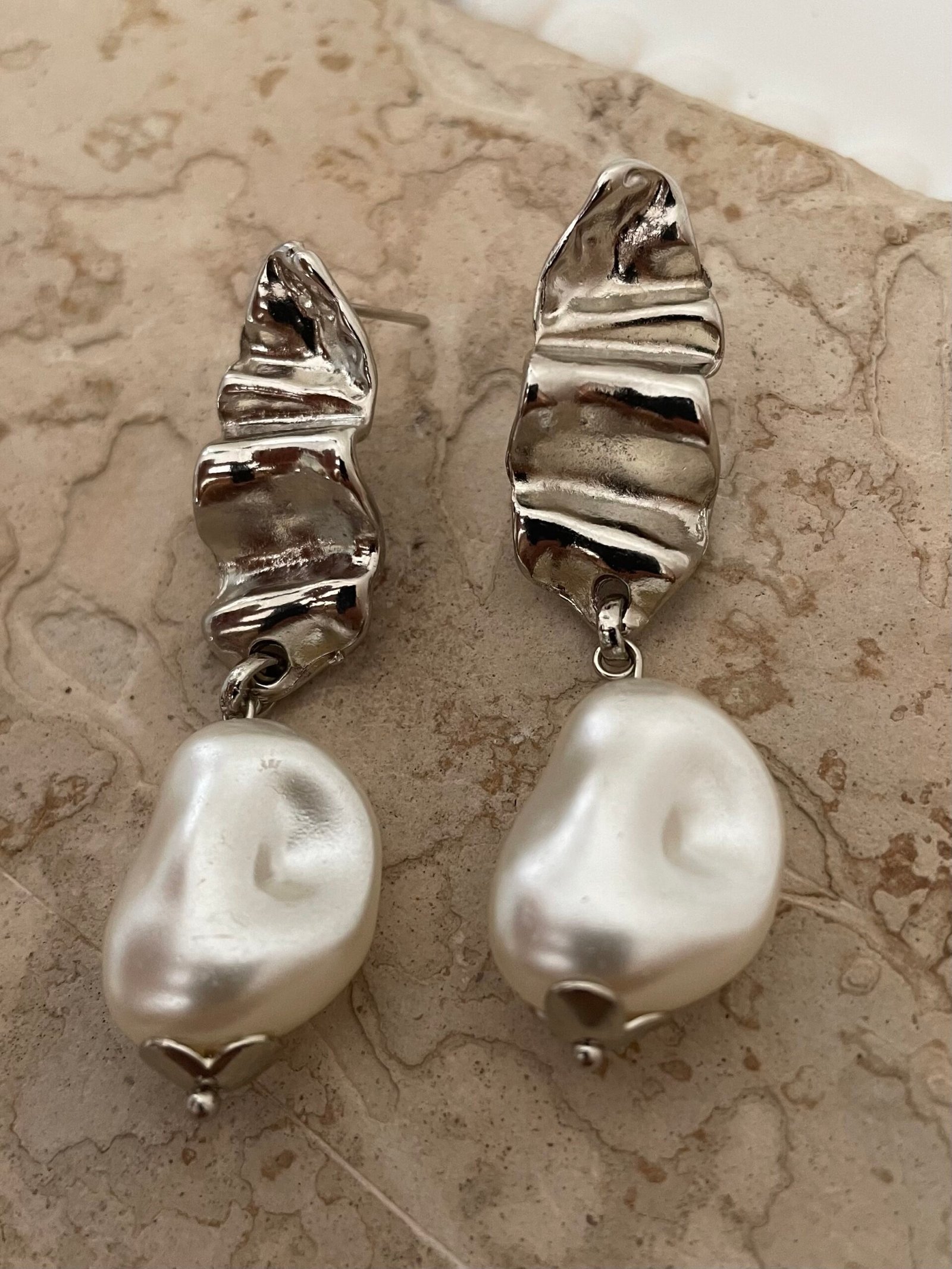 Brinco Kiara - Folheado em prata - Imagem 2