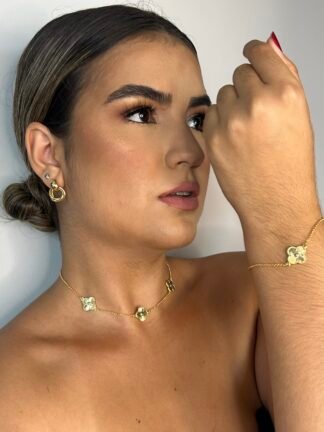 Choker Chloe -Folheada a ouro 18K