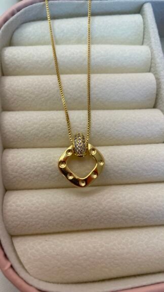 Colar Cristina - Banhado a ouro 18k