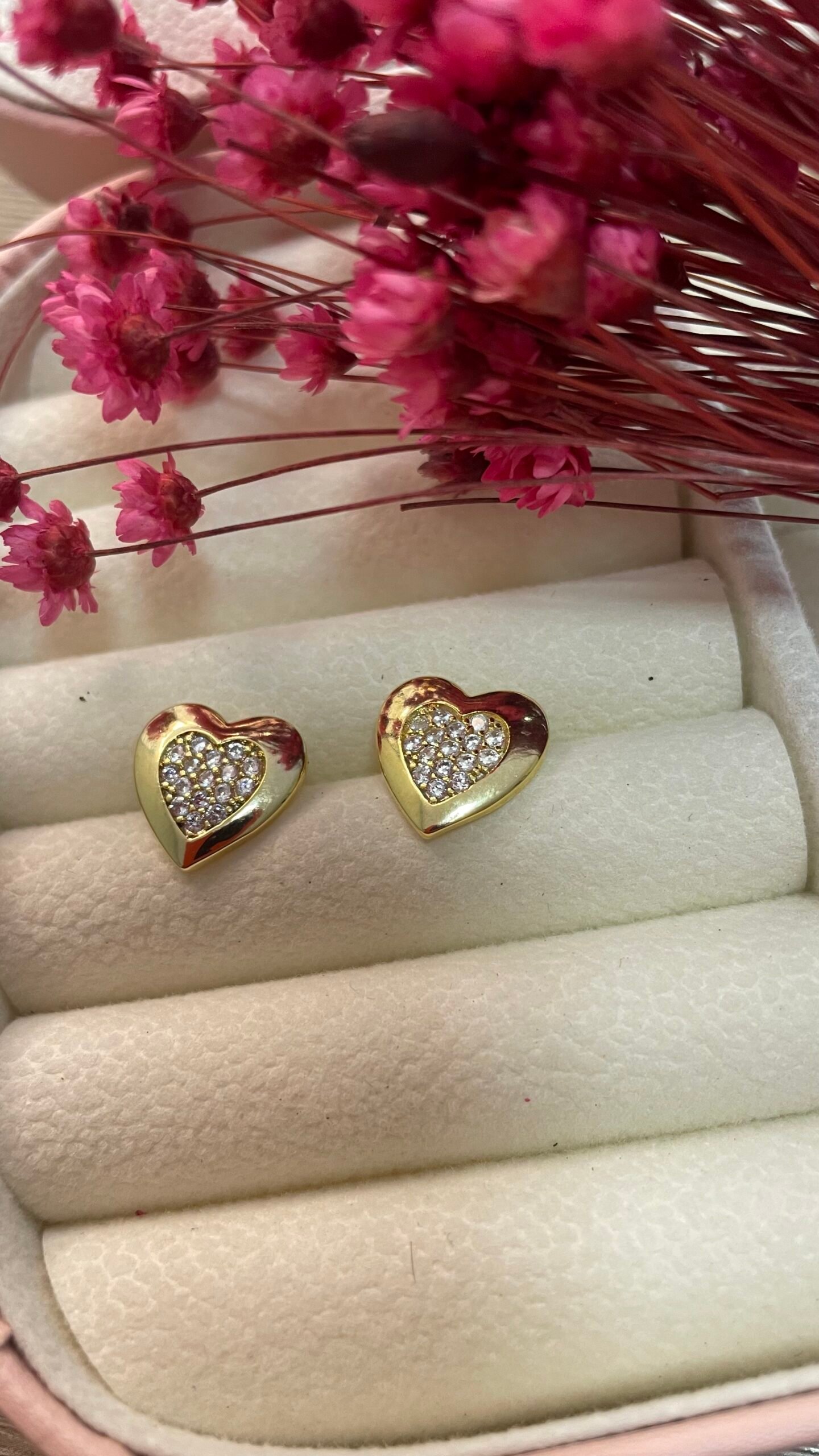 Brinco Mabelly - Banhado a ouro 18k