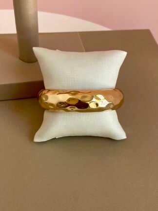 Bracelete org martelado