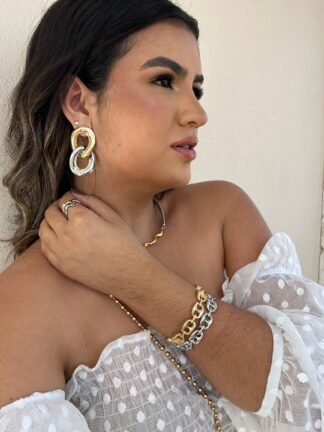 BRINCO NIVIA - FOLHEADO